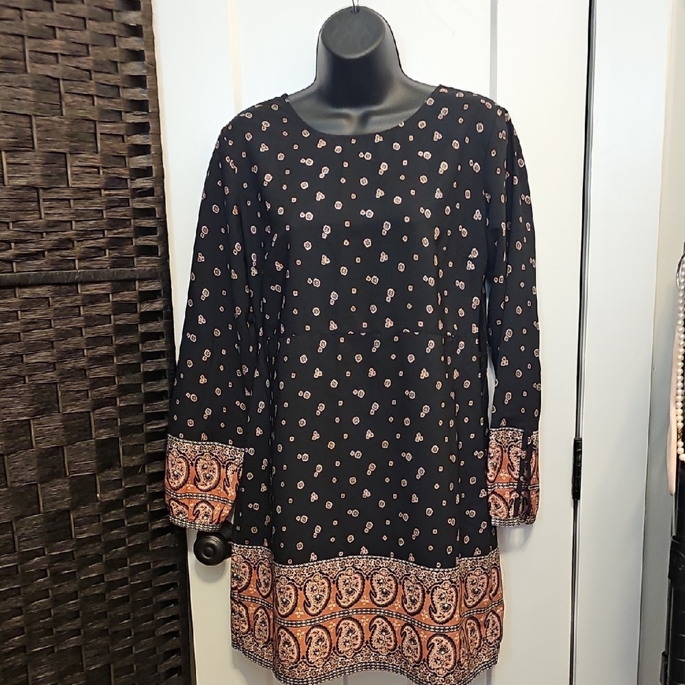 Abercrombie and fitch Black and Orange Women's Dress